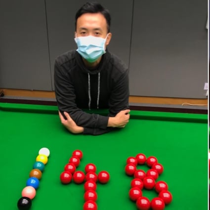 Marco Fu arranges the snooker ball into ‘148’ after his latest world-class break during practice. Photo: Handout/SCMP