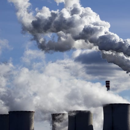 Coal-fired power plants emit large quantities of carbon dioxide. Photo: Shutterstock