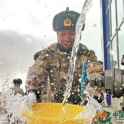 A network of wells and heating systems means PLA soldiers stationed in the Himalayas now have access to safe drinking water and hot showers. Photo: Weibo