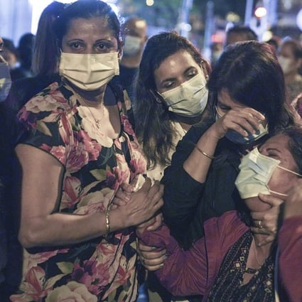 Hongkongers mourn the victims of the tragic fire incident in Yau Ma Tei. Photo: Sam Tsang