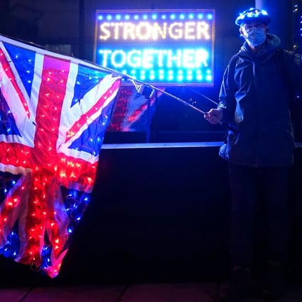 France dangles veto threat as 'difficult' Brexit trade talks ...