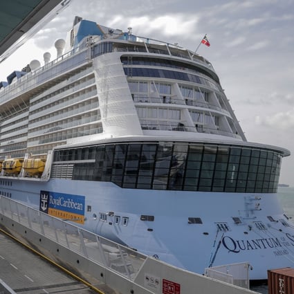 docked efe passenger
