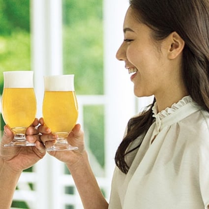 Erena Mizusawa, a Korean-Japanese actress and model, appears in an advertisement for Suntory.
