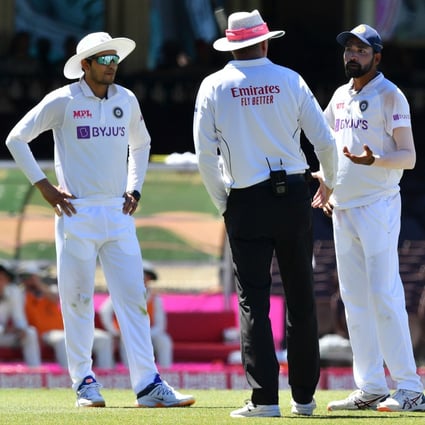 Australia Vs India Tourists Complain Of Racist Abuse From Crowd At Sydney Test Match South China Morning Post You will need 2 full 220m coils for a full boundary. australia vs india tourists complain