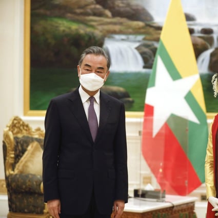 Myanmar's de facto leader Aung San Suu Kyi meets Chinese Foreign Minister Wang Yi in the capital Naypyitaw on Monday. Photo: AP