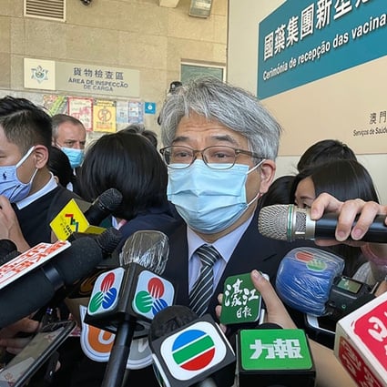 Macau’s health chief, Dr Lei Chin-ion, briefs the media at a ceremony welcoming the arrival of the first batch of Sinopharm vaccines on Saturday. Photo: Macau Daily
