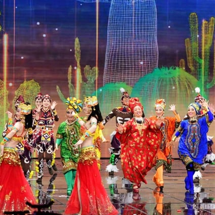 A dance performance during China’s biggest Lunar New Year gala show has sparked debate and criticism online for featuring a blackface performance by Chinese artists. Photo: ThePaper.cn