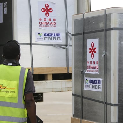 A donation of Covid-19 vaccines from China is unloaded in Zimbabwe. Photo: Xinhua