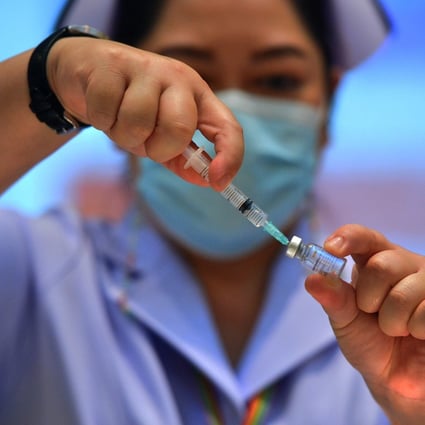 A nurse in Bangkok prepares a dose of Covid-19 vaccine from China’s Sinovac. Photo: Xinhua