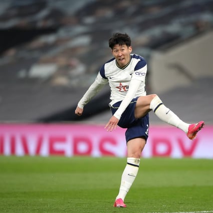 Tottenham Hotspur's Son Heung-min scores during the English Premier League win over Sheffield United at the Tottenham Hotspur Stadium. Photo: DPA