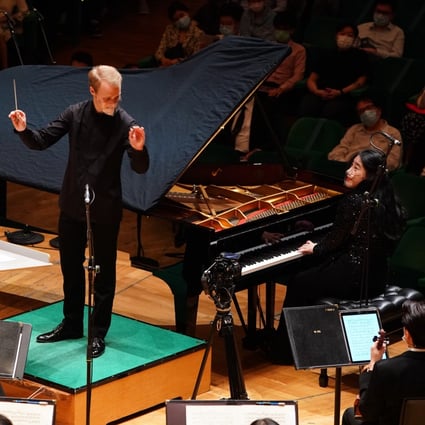 Christoph Koncz conducts the Hong Kong Philharmonic with Chinese soloist Zee Zee in a performance of Liszt’s Piano Concerto No 1. Photo: Hong Kong Philharmonic