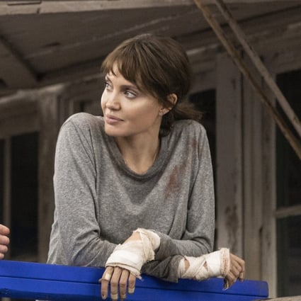 Angelina Jolie Talks About Letting Those Who Wish Me Dead Director Taylor Sheridan Drag Her Through Hell South China Morning Post Angelina Jolie Talks About Letting Those Who Wish Me Dead Director Taylor Sheridan Drag Her Through Hell South China Morning Post