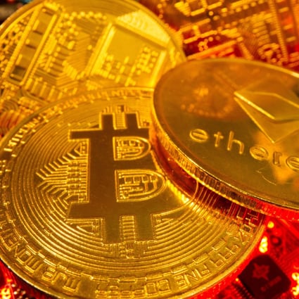 visa bitcoin debeto kortelė