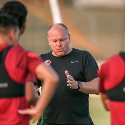 Hong Kong manager Mixu Paatelainen works with his players before the important match against Iraq on Friday. Photo: HKFA