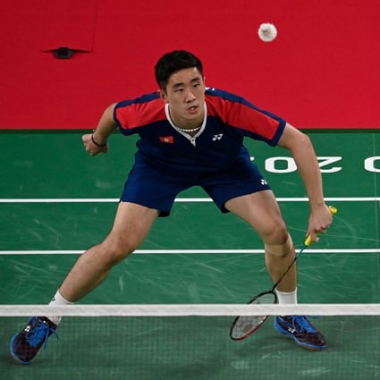 Hong Kong's Tang Chun-man (L) and Tse Ying-suet take on Britain's Marcus Ellis and Lauren Smith in their quarter-final match up at the Tokyo Olympics on Wednesday. Photo: AFP