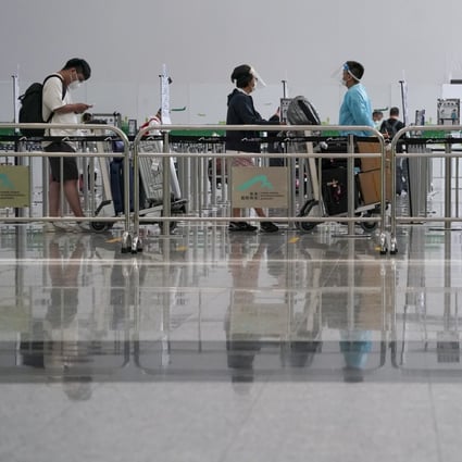 Passengers arrive at Hong Kong International Airport. Photo: Felix Wong