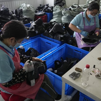 China’s Caixin/Markit manufacturing purchasing managers’ index (PMI) 49.2 in August from 50.3 in July, matching a fall in the official index. Photo: AP