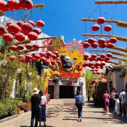 Beijing Universal Studios is set to open later this month but not everyone thinks it’s value for money. Photo: new.qq.com