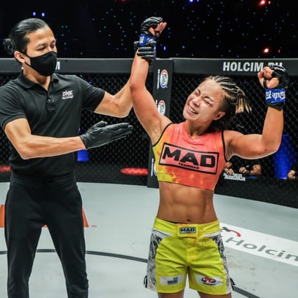 Ham Seo-hee celebrates after defeating Denice Zamboanga. Photos: ONE Championship