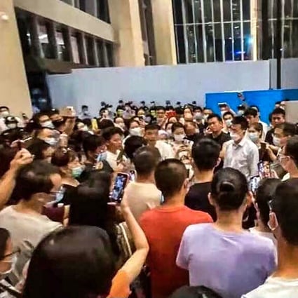Investors, including Evergrande's employees, protested outside the group’s Shenzhen headquarters on September 13, 2021 to demand for debt repayment. Photo: Weibo