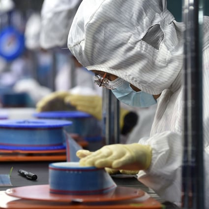 The official manufacturing purchasing managers’ index (PMI) – a survey of sentiment among factory owners – fell to 49.6 in September, from 50.1 in August. Photo: AFP