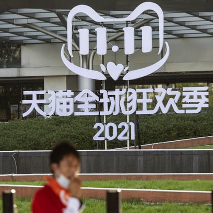 A sign promoting Alibaba’s Singles' Day online shopping event is seen at the company's headquarters in Hangzhou, China, Nov. 10, 2021. Photo: Bloomberg