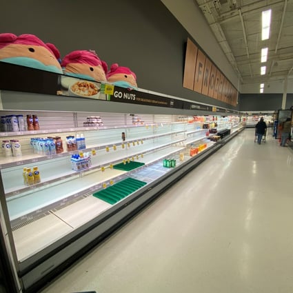 Panic buying in Canada’s floodhit British Columbia empties grocery