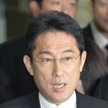 Japanese Foreign Minister Fumio Kishida meets with reporters at his ministry in Tokyo on December 25, 2015. Photo: Kyodo