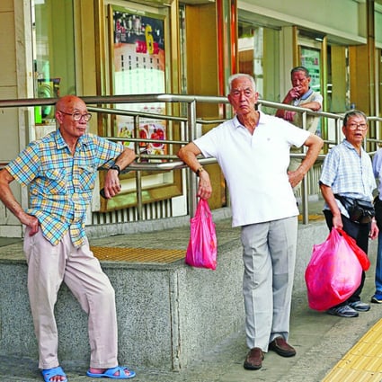 These elderly residents in Sham Shui Po are likely to be unhappy if the government rejects calls for universal pensions. Photo: Sam Tsang