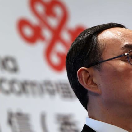 Former China Unicom chairman Chang Xiaobing announces company results in Hong Kong in 2014. He has been accused of taking bribes, among other allegations. Photo: Jonathan Wong