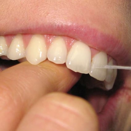 US health authorities have admitted to a lack of evidence proving the benefits of flossing.