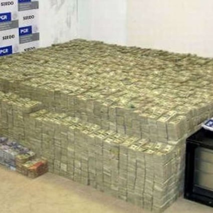 This March 16, 2007, file photo provided by Mexico's Attorney General's office shows the largest seizure of cash in the history of drug enforcement, around US$205 million seized at Zhenli Ye Gon’s home in Mexico City. Photo: AP