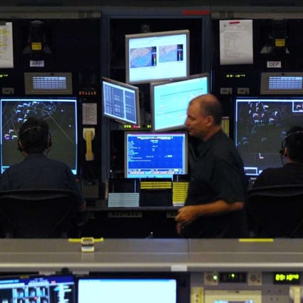 Hong Kong’s air traffic controllers are switching to a new system. Photo: Nora Tam