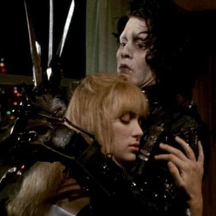 Johnny Depp and Winona Ryder in Edward Scissorhands (1990).