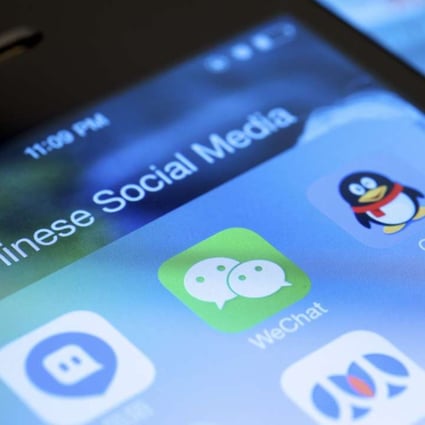 Chinese social media has long had systems in place to report and prevent the sharing of false information. Photo: Alamy