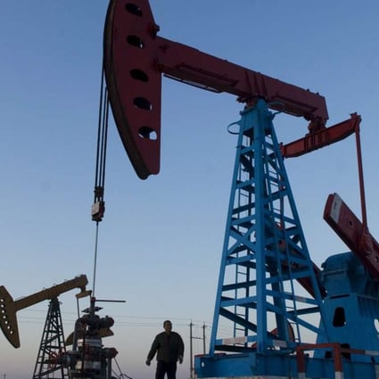 Sinopec Oilfield Service seems set to post a loss of 16 billion yuan for 2016. Photo: EPA