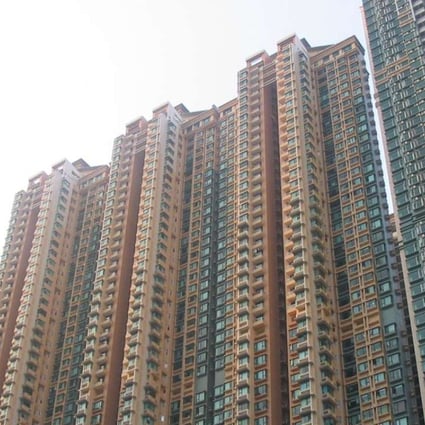 Banyan Garden, The Pacifica, AquaMarine and Liberté in Lai Chi Kok are collectively dubbed the “four little dragons” by estate agents, and together create a community favoured by middle-class families.