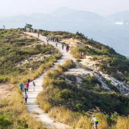 Hong Kong Hiker 60 Dies After Collapsing In Plover Cove Country Park 