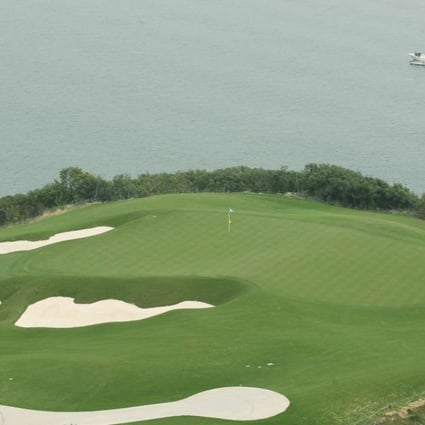 The public golf facility at Kau Sai Chau, offers players the choice of the North, South and East courses.