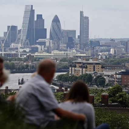SHKP’s investment comes as a rising number of Hong Kong-listed companies are snapping up properties in London. Photo: AFP