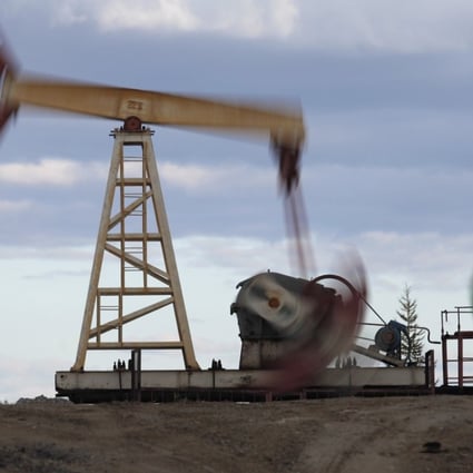 An oil rig near the town of Usinsk, 1500 km (930 miles) northeast of Moscow, Russia. Russia and Saudi Arabia and the rest of OPEC agreed to extend oil production cuts to bolster world oil prices. Photo: AP