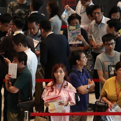 The third batch of 122 units on offer at Ocean Pride attracted 3,800 prospective buyers. Photo: Nora Tam