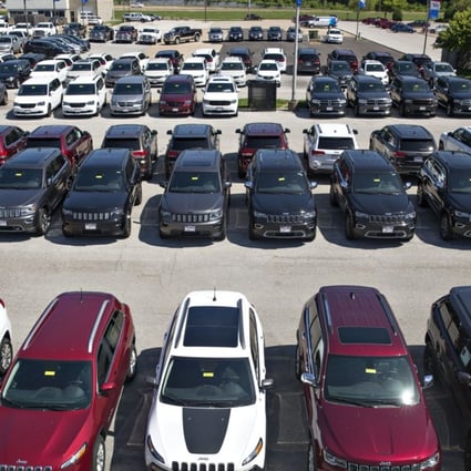US auto sales fall for sixth straight month as it drags the industry