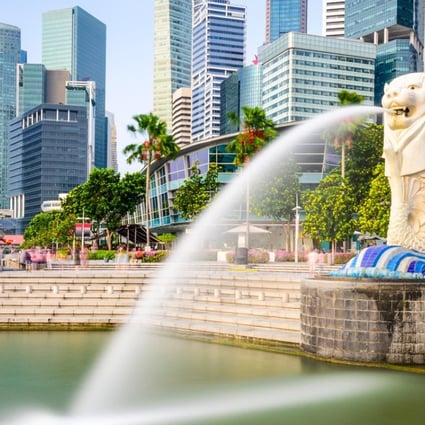 The iconic Merlion fountain on Singapore’s waterfront.