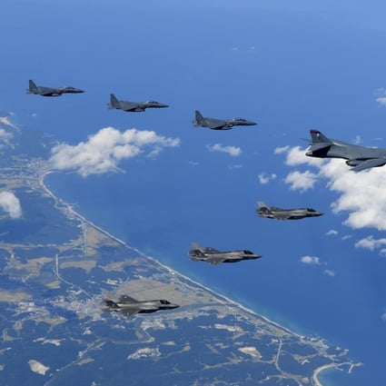 A US Air Force B-1B bomber, F-35B stealth fighter jets and South Korean F-15K fighter jets fly over the Korean Peninsula during joint drills this week. Photo: South Korea Defence Ministry via AP
