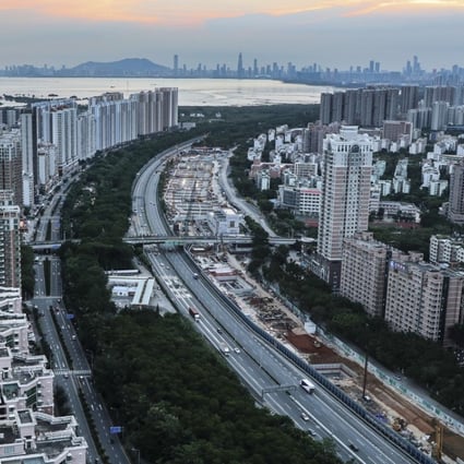 The Beijing-Hong Kong-Macau motorway site in the southern city of Shenzhen. The “Greater Bay Area” economy could grow to rival that of South Korea if the area became a free-trade zone, a report said. Photo: Roy Issa