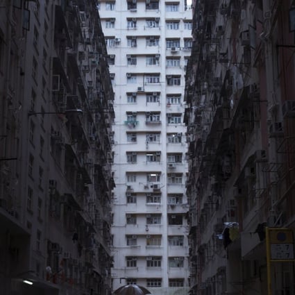 The report came as Hong Kong authorities face intense public pressure to ease the city’s housing crunch. Photo: AP