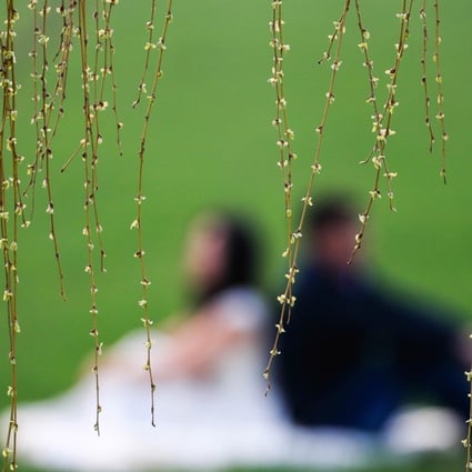 In the first six months of the year, 1.85 million people registered for divorce with the civil affairs authority. Photo: Xinhua