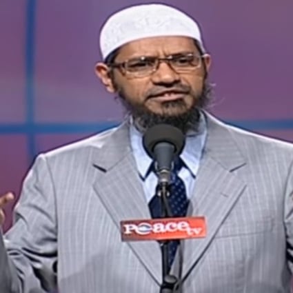 Indian Muslim televangelist Zakir, who has been banned in the UK, has been given permanent residency in Malaysia, and embraced by top government officials. Photo: YouTube