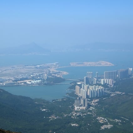 The Hong Kong International Airport and Tung Chung residential area on Lantau Island. Photo: Stanley Shin